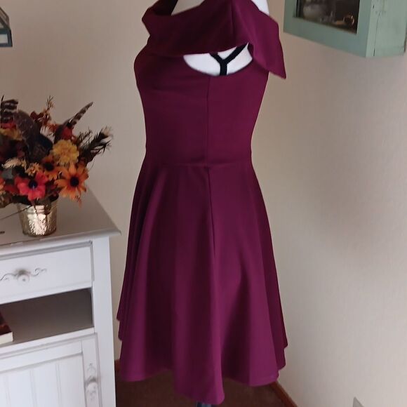 B. Darlin Fit and Flare Dress - Picture 5 of 12